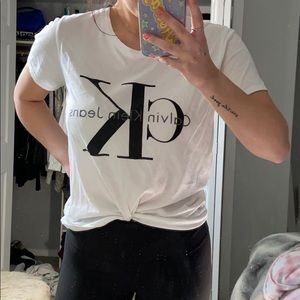 Calvin Klein Tee